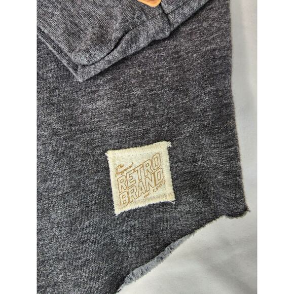 Retro Brand Women Wisconsin Badgers Football Sweatshirt NWT Medium - Picture 5 of 5